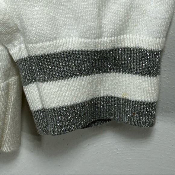 Tommy Hilfiger White Sweater Gray Snowflake and Sleeve Stripes Size L - Picture 5 of 12